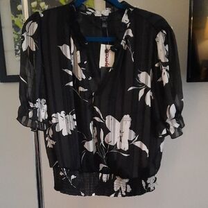 Haver London Black Floral Ruffle V-Neck Blouse